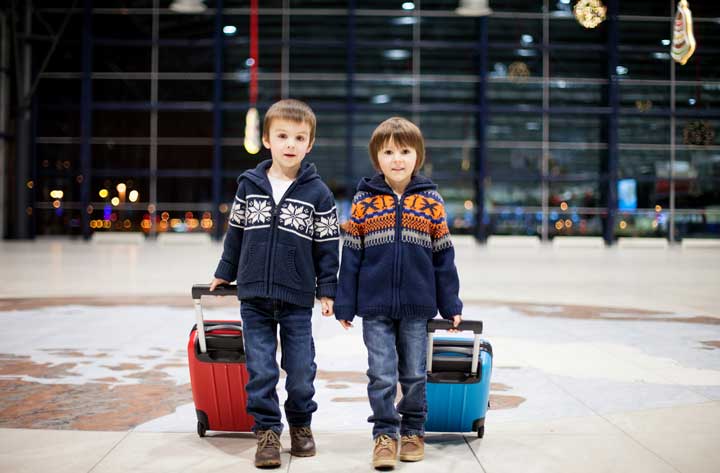 How to Travel with Kids: Stress-Free Tips for Enjoyable Family Adventures